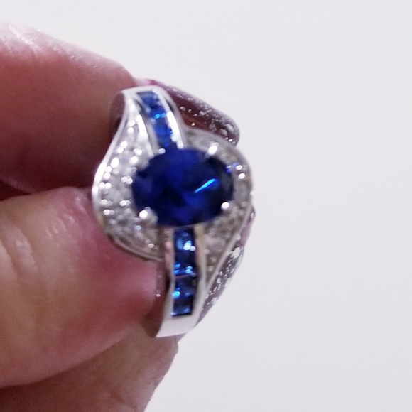 Sapphire Ring - Various Sizes - Picture 5 of 6